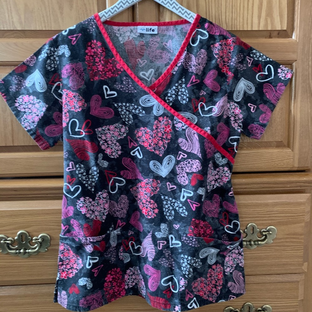 Life scrub top